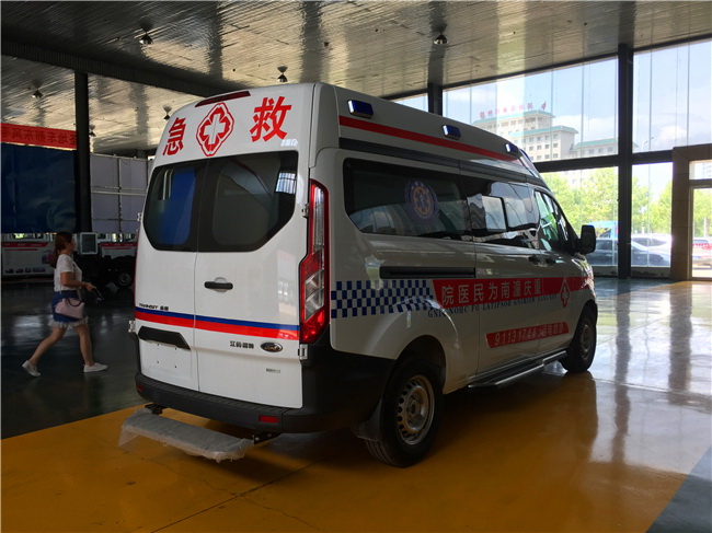 北京出租救护车